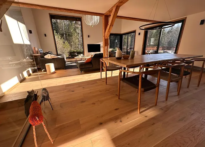 Le 1853 * שאמוני